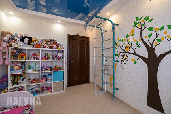 
  Продается 3-комн. квартира, 65.8 м², Елизаровых ул, д. 70
. Фото 15.