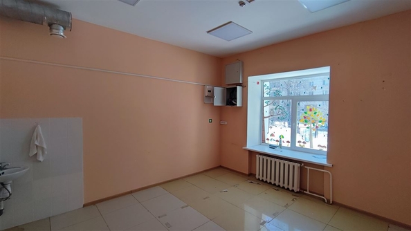 
  Продается универсальное помещение, 815.5 м², Иркутский тракт
. Фото 8.