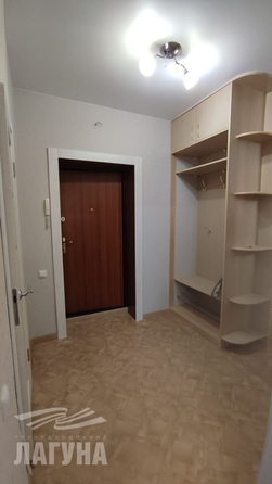 
  Сдается 1-комн. квартира, 40 м², Набережная Озера ул, д. 26
. Фото 5.