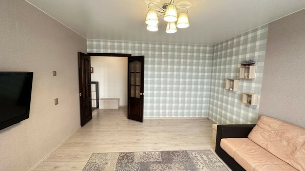 
  Продается 3-комн. квартира, 64.7 м², Сибирская ул, д. 108
. Фото 2.