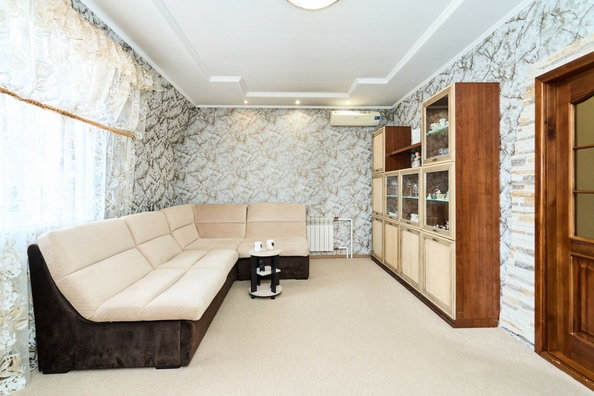 
  Продается 3-комн. квартира, 92 м², Иркутский тракт, д. 10
. Фото 2.