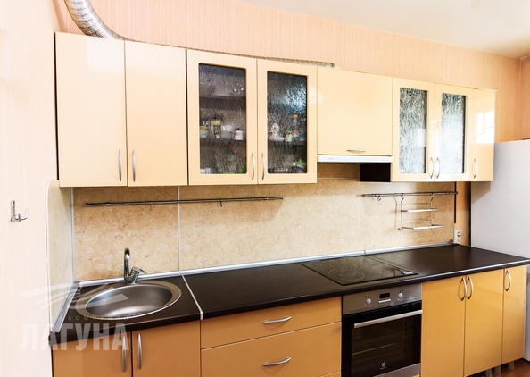 
  Продается 2-комн. квартира, 52.4 м², Заречная 1-я ул, д. 53
. Фото 8.
