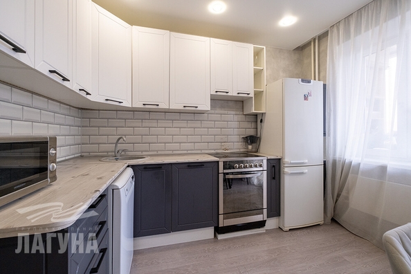 
  Продается 2-комн. квартира, 52.7 м², Мичурина ул, д. 5
. Фото 2.