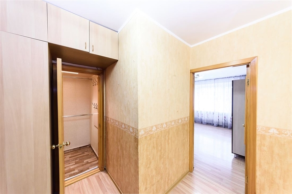 
  Продается 3-комн. квартира, 70 м², Щорса ул
. Фото 4.