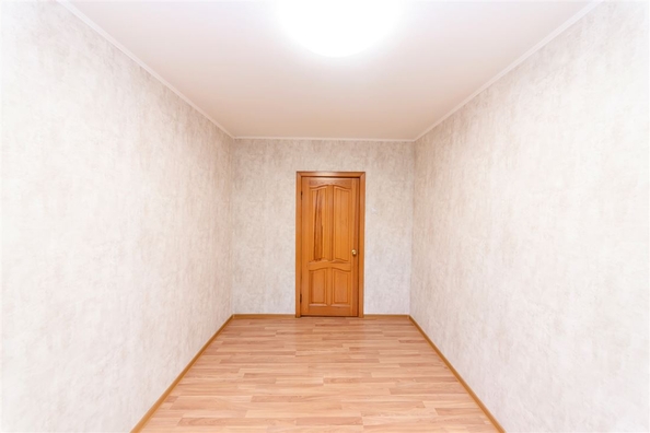 
  Продается 3-комн. квартира, 70 м², Щорса ул
. Фото 9.