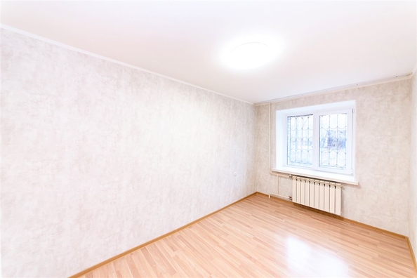 
  Продается 3-комн. квартира, 70 м², Щорса ул
. Фото 11.