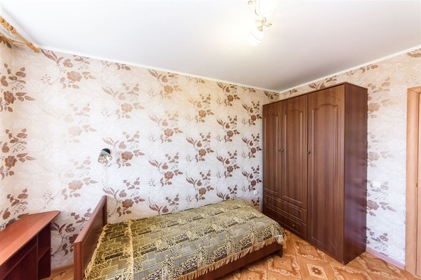 
  Продается 2-комн. квартира, 49.2 м², Любы Шевцовой ул
. Фото 16.