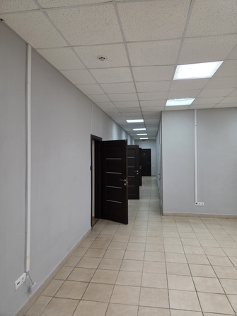 
  Сдам офис, 406.3 м², Новгородская ул, д. 37
. Фото 11.