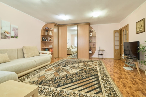
  Продается 2-комн. квартира, 44.2 м², Усова ул, д. 23
. Фото 1.