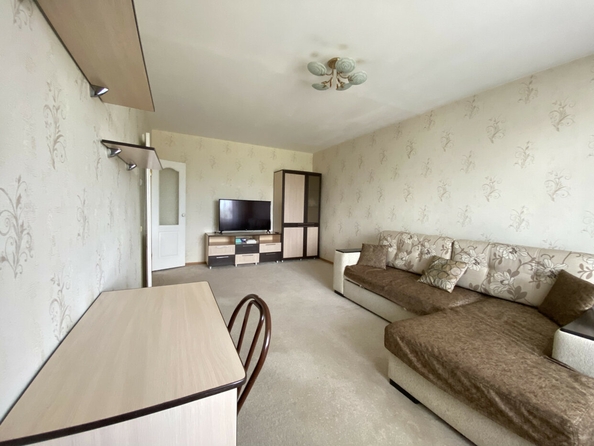 
  Продается 2-комн. квартира, 60 м², Ленская ул, д. 57
. Фото 5.