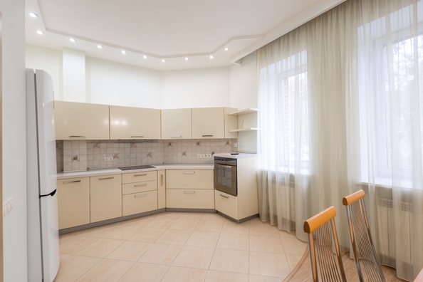 
  Продается 3-комн. квартира, 100.2 м², Нечевский пер, д. 4/1
. Фото 9.