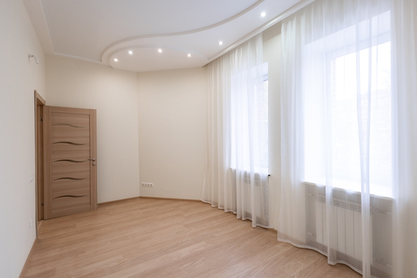 
  Продается 3-комн. квартира, 100.2 м², Нечевский пер, д. 4/1
. Фото 21.