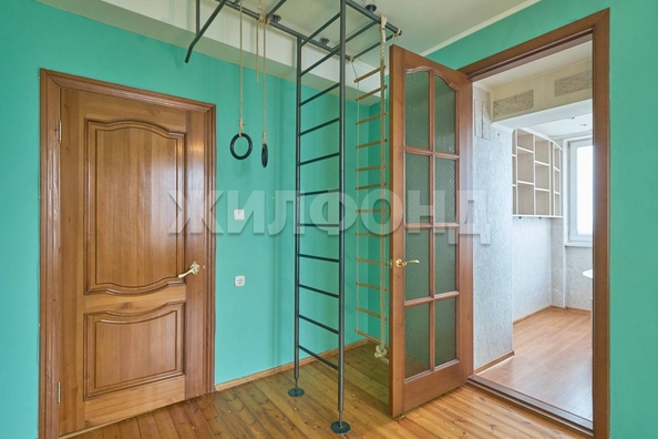
  Продается 3-комн. квартира, 90 м², Лебедева ул, д. 5А
. Фото 10.