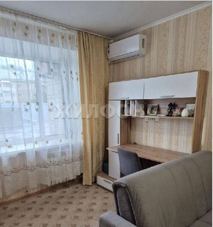 
  Продается 1-комн. квартира, 32 м², Ленина пр-кт, д. 15Б
. Фото 2.