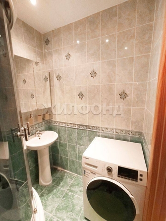 
  Продается 2-комн. квартира, 68.4 м², Сибирская ул, д. 117
. Фото 6.