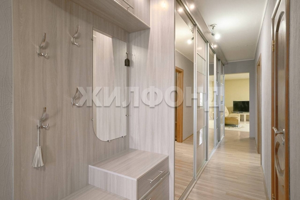 
  Продается 2-комн. квартира, 69.5 м², Новосибирская ул, д. 35
. Фото 5.