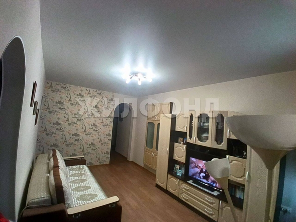 
  Продается 2-комн. квартира, 42 м², Совпартшкольный пер, д. 10
. Фото 3.