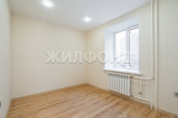 
  Продается 2-комн. квартира, 35.1 м², Богдана Хмельницкого ул, д. 8
. Фото 6.