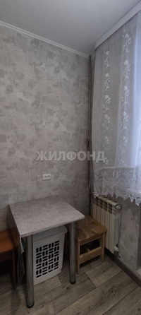 
  Продается 2-комн. квартира, 40.5 м², Карский пер, д. 21
. Фото 10.