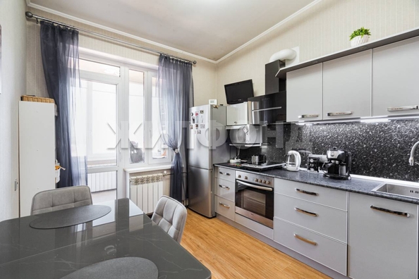 
  Продается 2-комн. квартира, 68 м², Белинского ул, д. 33
. Фото 7.