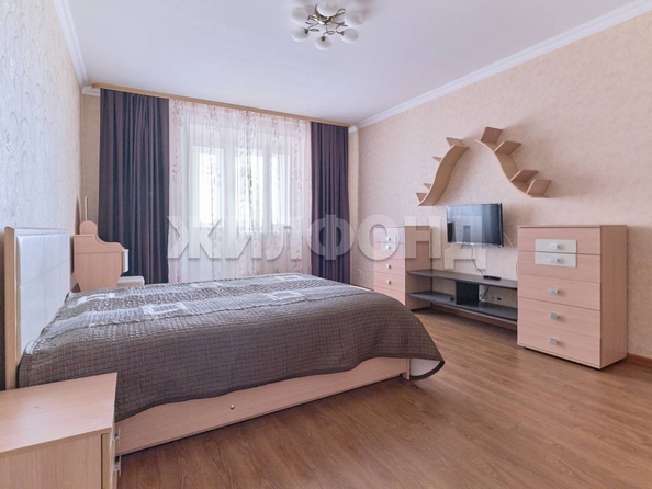 
  Продается 2-комн. квартира, 82.1 м², Киевская ул, д. 147
. Фото 3.