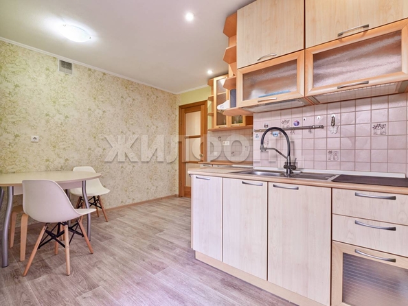 
  Продается 2-комн. квартира, 52 м², Лебедева ул, д. 78
. Фото 11.