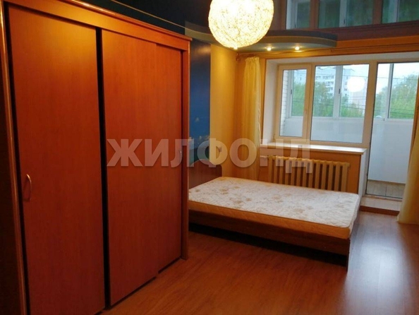 
  Продается 2-комн. квартира, 67 м², Ивана Черных ул, д. 14
. Фото 5.