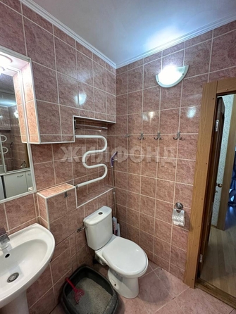 
  Продается 3-комн. квартира, 61.5 м², Иркутский тракт, д. 98
. Фото 9.