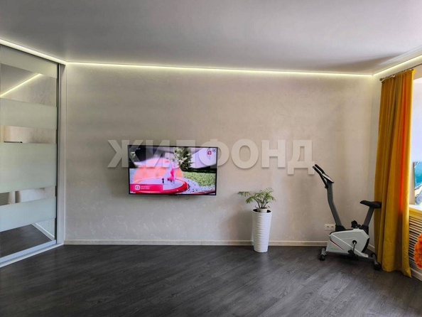 
  Продается 3-комн. квартира, 87.1 м², Октябрьская ул, д. 26
. Фото 1.