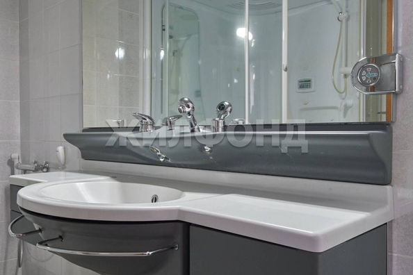 
  Продается 3-комн. квартира, 140 м², Затеевский пер, д. 8
. Фото 19.