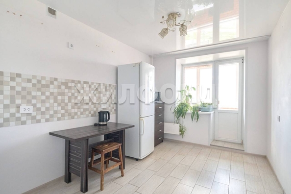 
  Продается 3-комн. квартира, 70.3 м², Клюева ул, д. 3
. Фото 3.