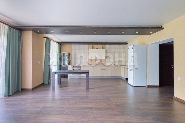 
  Продается 3-комн. квартира, 93 м², Карла Маркса ул, д. 36
. Фото 3.