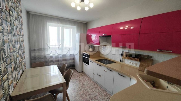 
  Продается 3-комн. квартира, 78 м², Архитектора Василия Болдырева ул, д. 4
. Фото 1.