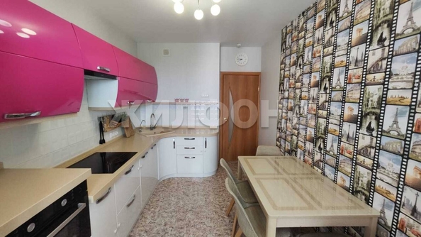 
  Продается 3-комн. квартира, 78 м², Архитектора Василия Болдырева ул, д. 4
. Фото 3.