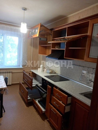 
  Продается 3-комн. квартира, 65 м², Сибирская ул, д. 108
. Фото 1.