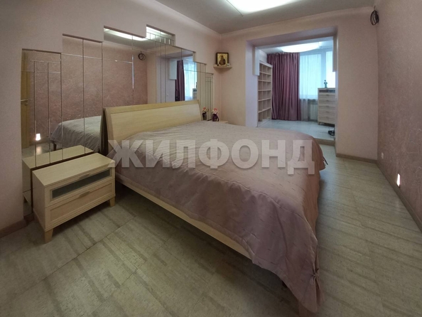 
  Продается 3-комн. квартира, 124 м², Кузнецова ул, д. 15
. Фото 9.