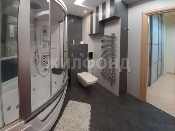 
  Продается 3-комн. квартира, 124 м², Кузнецова ул, д. 15
. Фото 16.