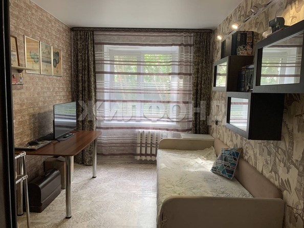 
  Продается 3-комн. квартира, 61.7 м², Бела Куна ул, д. 12/1
. Фото 9.