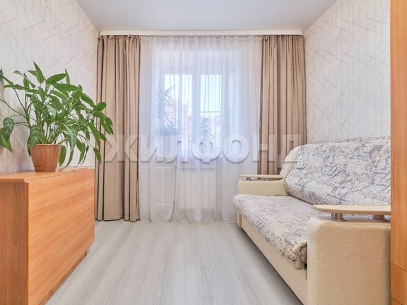 
  Продается 3-комн. квартира, 60.6 м², Суворова ул, д. 13
. Фото 9.