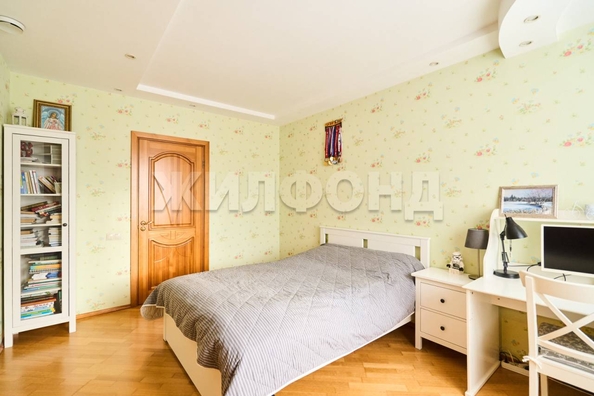
  Продается 3-комн. квартира, 124 м², Дзержинского ул, д. 60
. Фото 7.