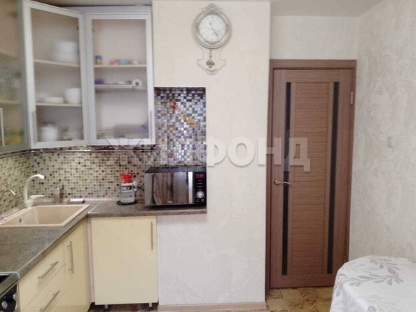 
  Продается 4-комн. квартира, 70.4 м², Сибирская ул, д. 102/3
. Фото 8.