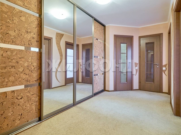 
  Продается 4-комн. квартира, 124.6 м², 79 Гвардейской Дивизии ул, д. 27а
. Фото 16.