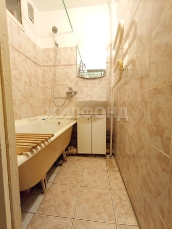 
  Продается 4-комн. квартира, 60 м², Бела Куна ул, д. 12/1
. Фото 12.