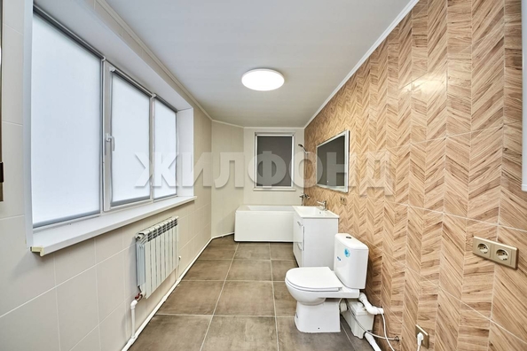 
  Продается дом, 242.8 м², Томск
. Фото 38.