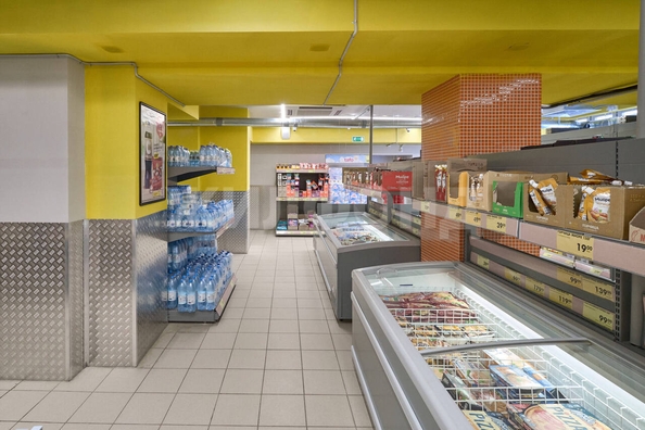 
  Продается торговая площадь, 717 м², Мичурина ул
. Фото 4.