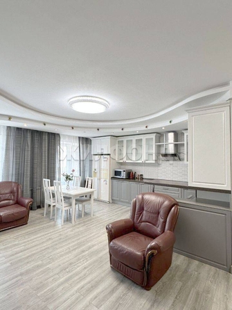
  Продается 4-комн. квартира 137 м². Фото 1.