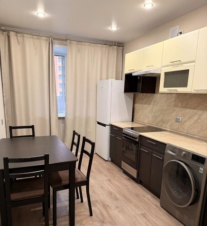 
  Сдается 1-комн. квартира 48 м². Фото 1.