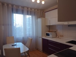 Снять трехкомнатную квартиру Молокова ул, 67.5  м², 35000 рублей