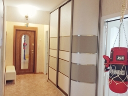 Продается 4-комнатная квартира 40 лет Победы ул, 82 м², 8700000 рублей
