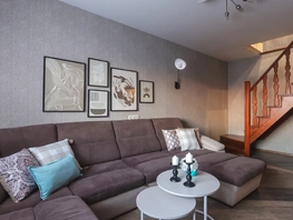 Снять трехкомнатную квартиру Авиаторов ул, 83  м&sup2;, 7425 рублей